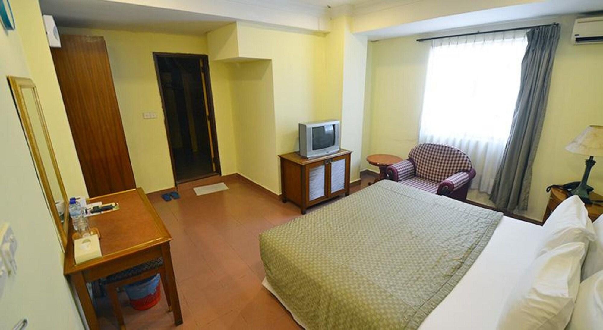 Lotus Family Hotel Medan Tuanku Kuala Lumpur Exterior photo
