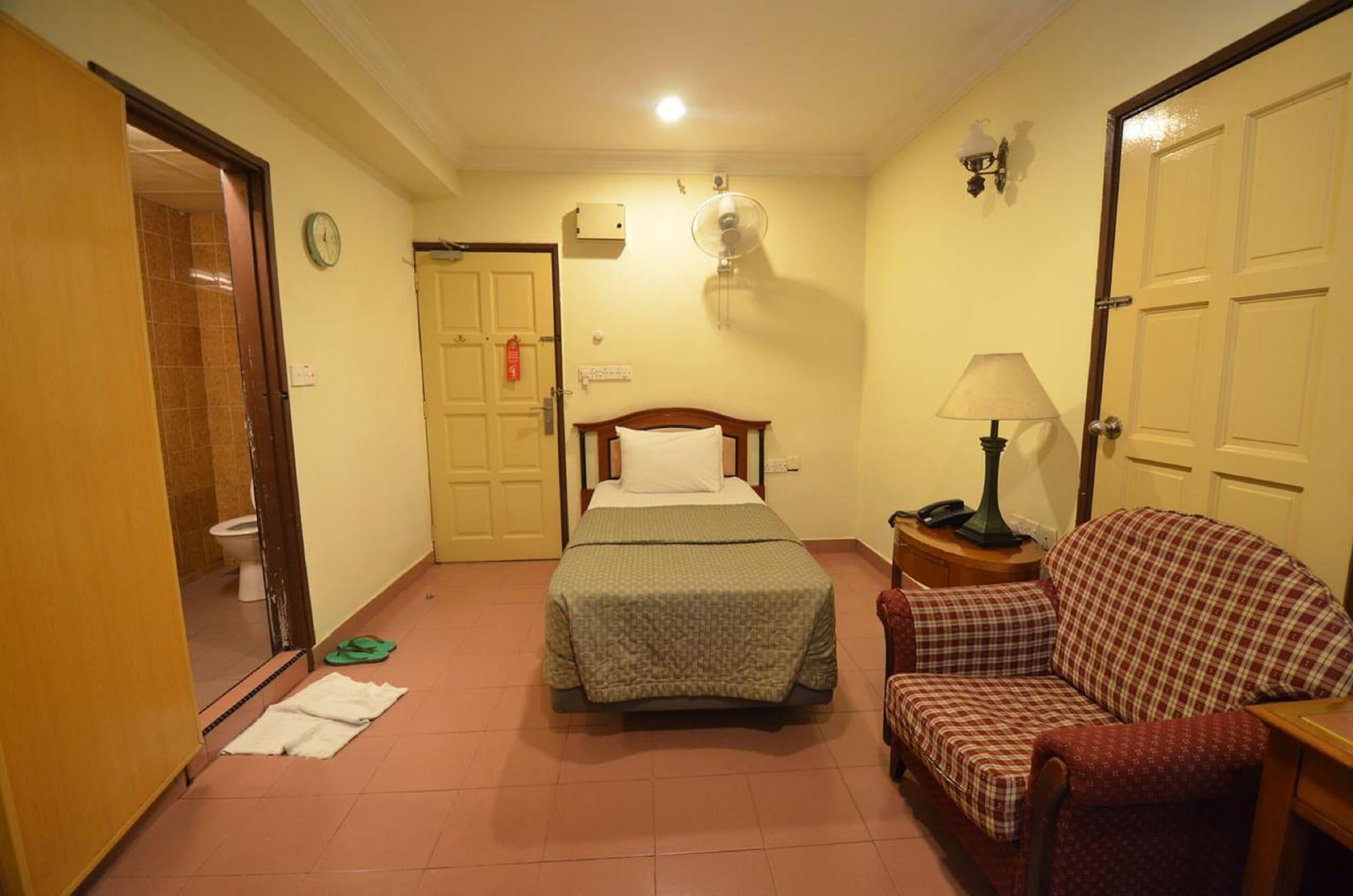 Lotus Family Hotel Medan Tuanku Kuala Lumpur Exterior photo
